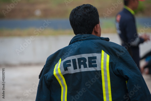 A firefighters dress their suit before the operating