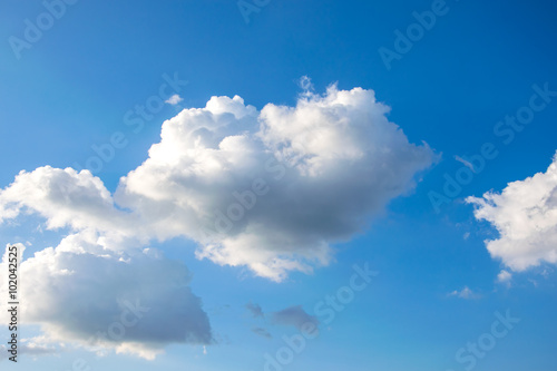blue sky with heart shape cloud closeup