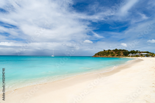 Fototapeta Naklejka Na Ścianę i Meble -  Idyllic beach at Caribbean