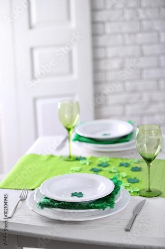 Table setting for St Patricks Day