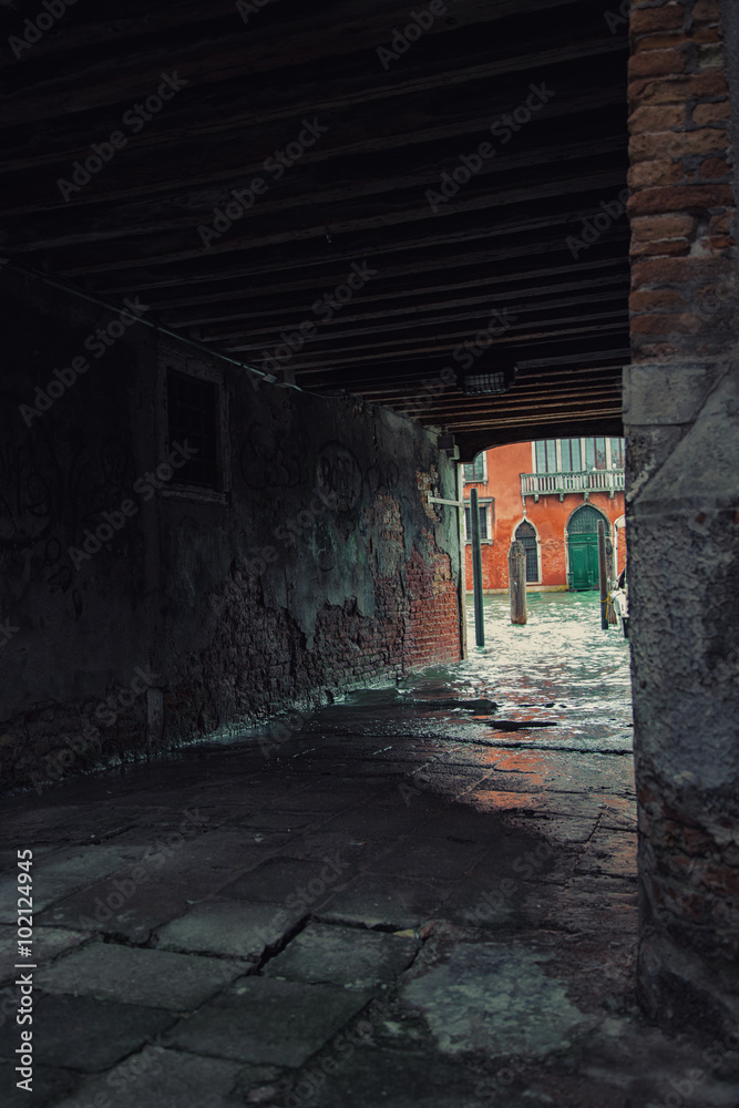 Obraz premium Mittelalterliche Boot-Anlegestelle in Venedig