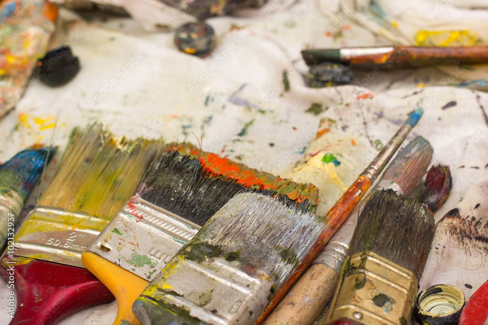 Obraz premium Abstract painted canvas. Oil paints on a palette.