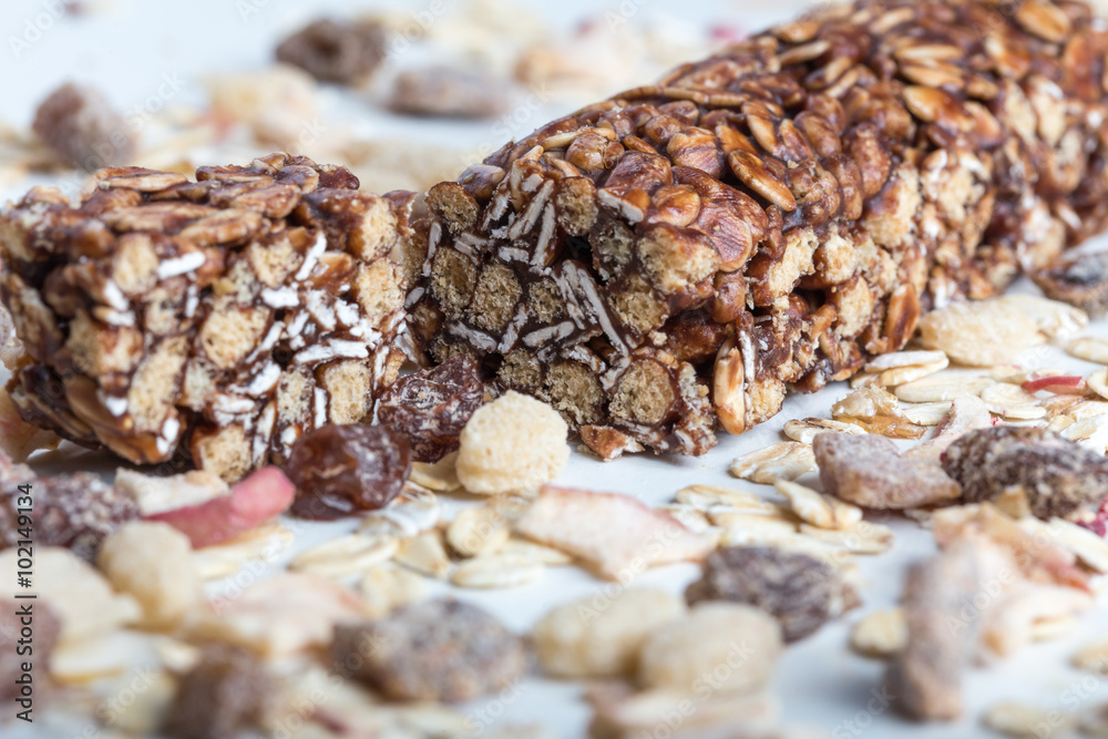 a plain muesli bar a plain muesli bar