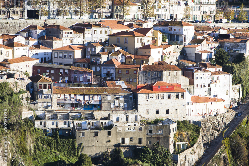 Blick von dem Stadtteil Vila Nova de Gaia auf die Altstadt von Porto,  Porto, UNSECO Weltkulturerbe, Portugal, Europa