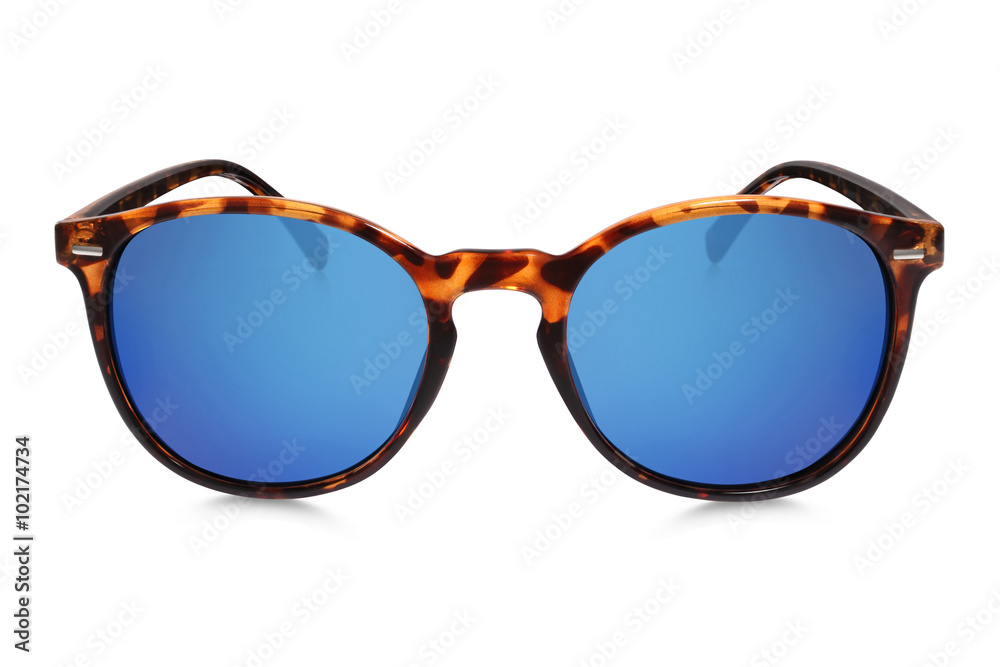 Fototapeta premium sunglasses isolated on white background