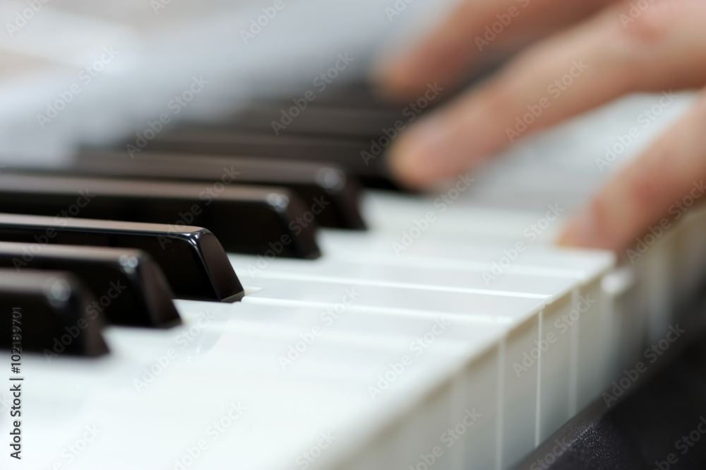 Fototapeta premium Piano with players hands