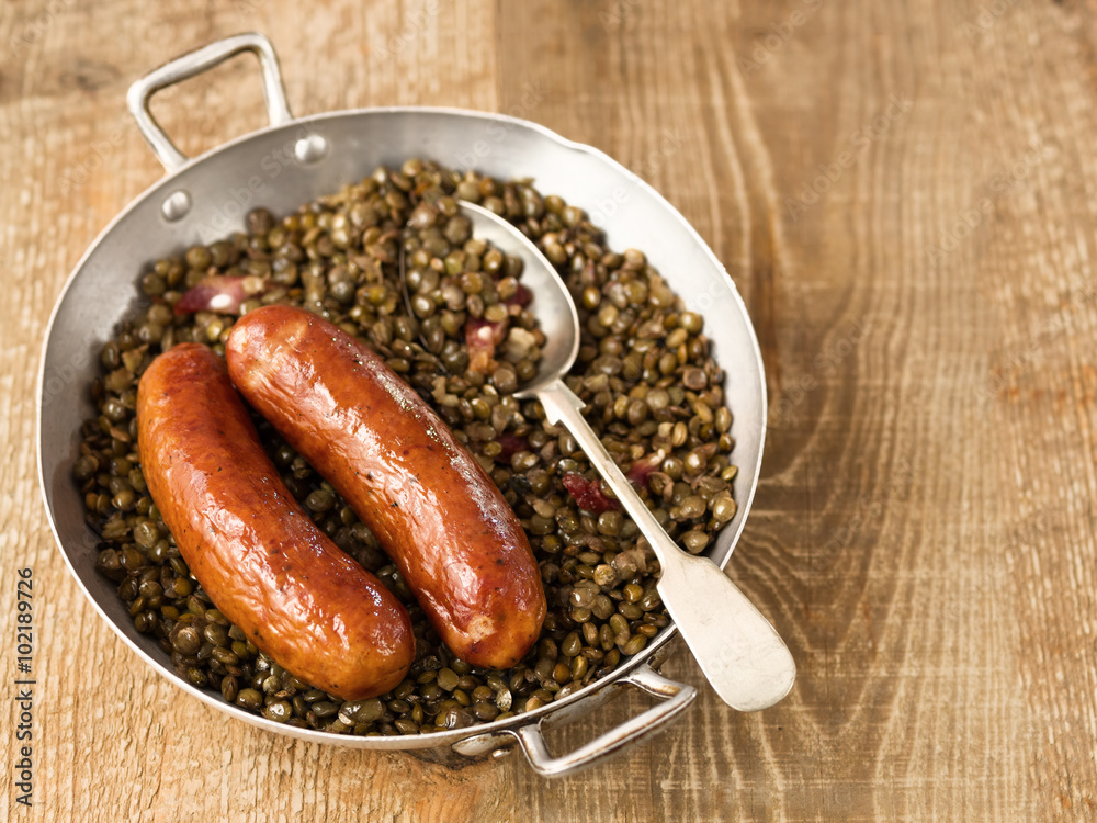 rustic sausage with lentil
