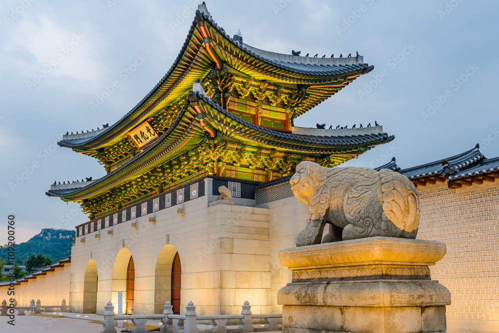 Korea,Gyeongbokgung palace at night in Seoul, South Korea. Stock Photo ...