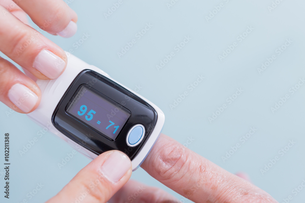 Medic and patient using medical device Medic and patient using medical device