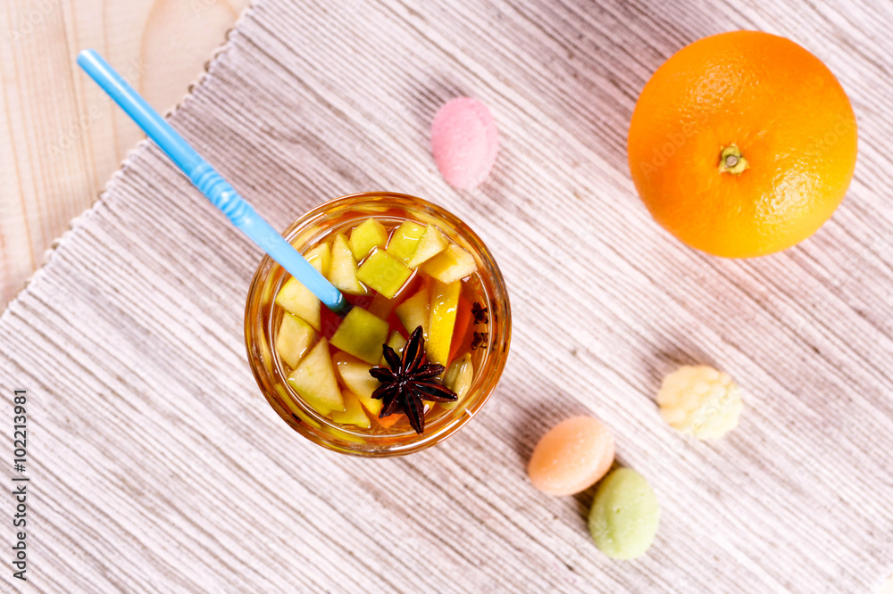 Fototapeta premium Citrus grog coctail
