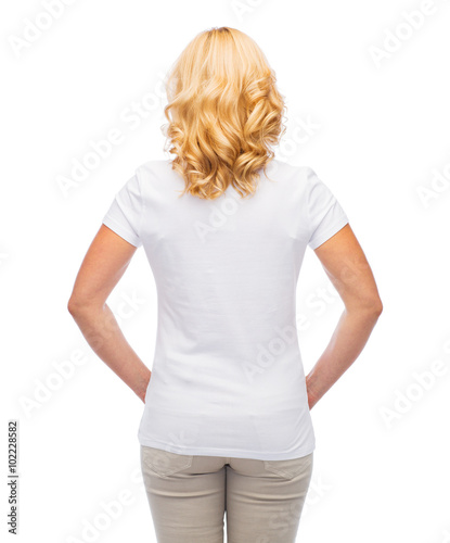 woman in blank white t-shirt from back