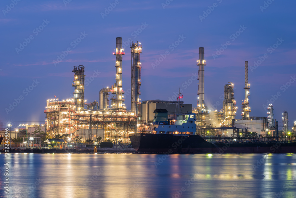 oil and gas refinery petrochemical factory