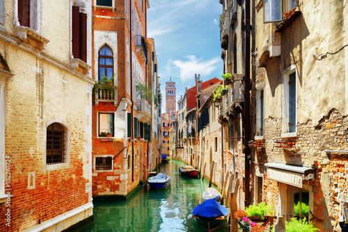 Fototapeta Naklejka Na Ścianę i Meble -  View of the Rio di San Cassiano Canal in Venice, Italy