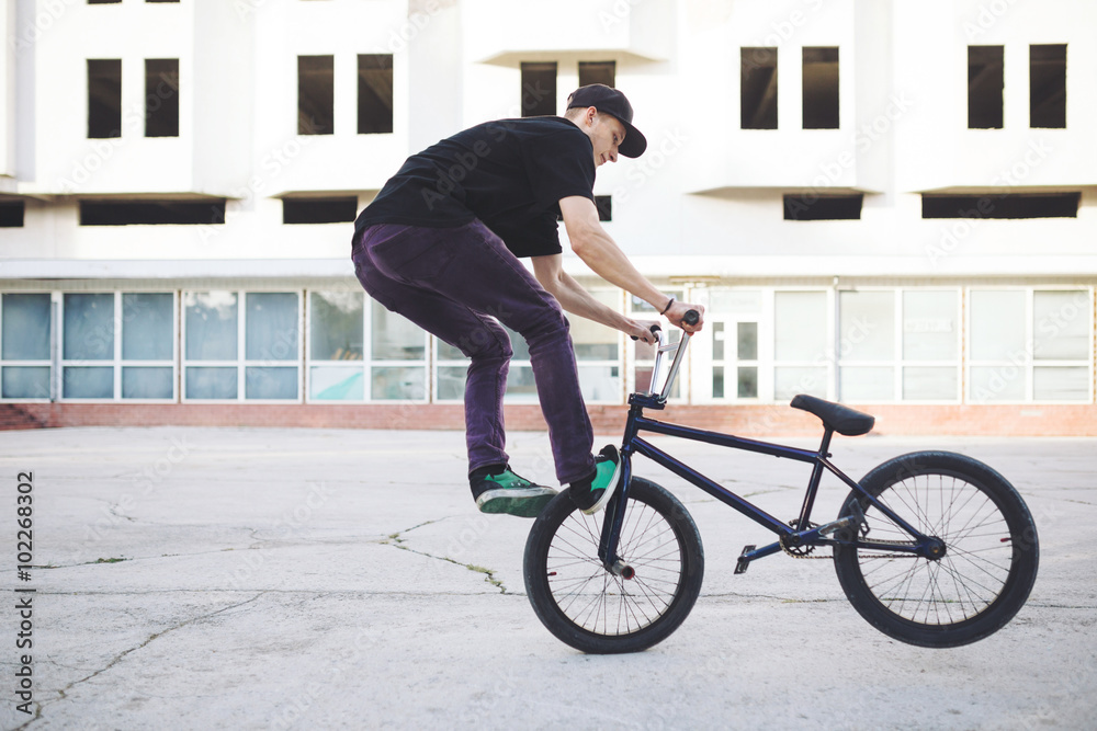 Fototapeta premium Young BMX bicycle rider