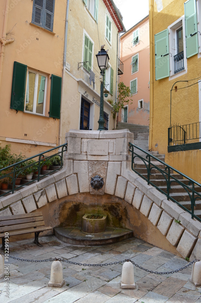 Place de la vieille ville de Villefranche-sur-mer