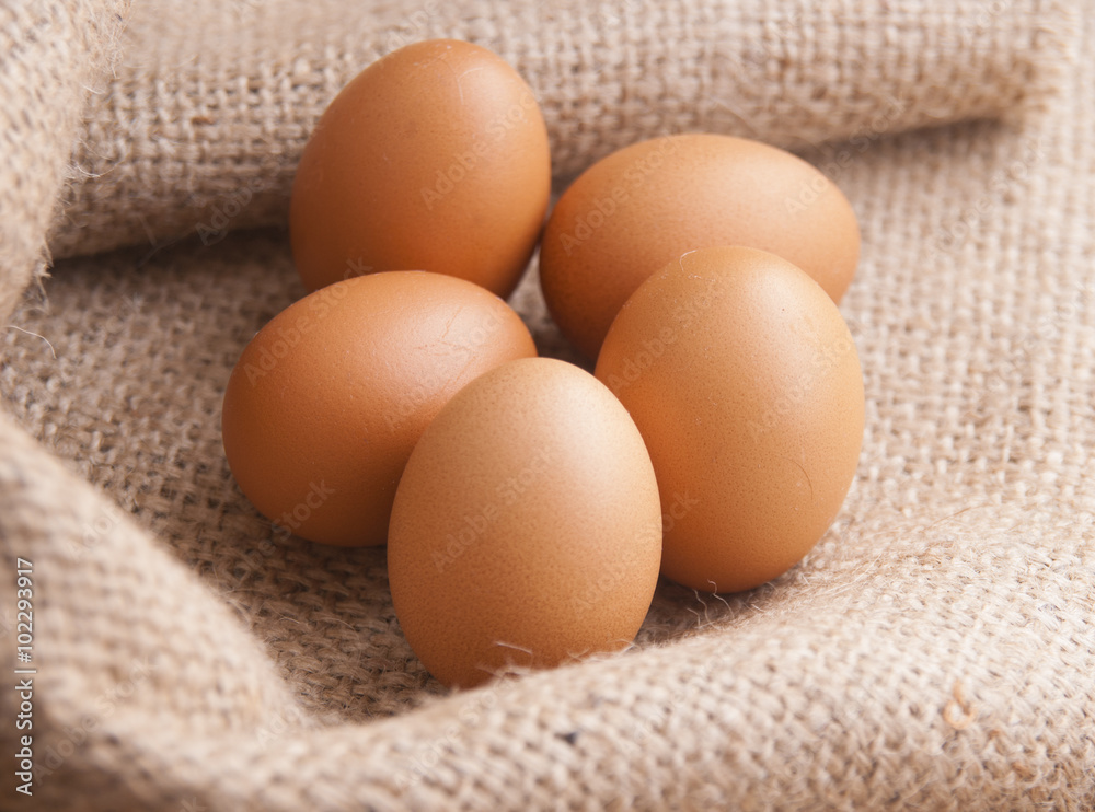 Fresh Eggs prepare on gunny-bag ,ready for cooking Fresh Eggs prepare on gunny-bag ,ready for cooking