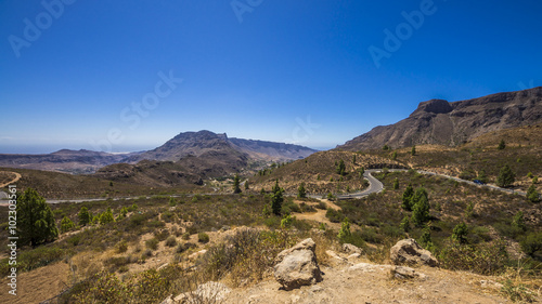 Bergstraße durch das bergige Hinterland auf Gran Canaria