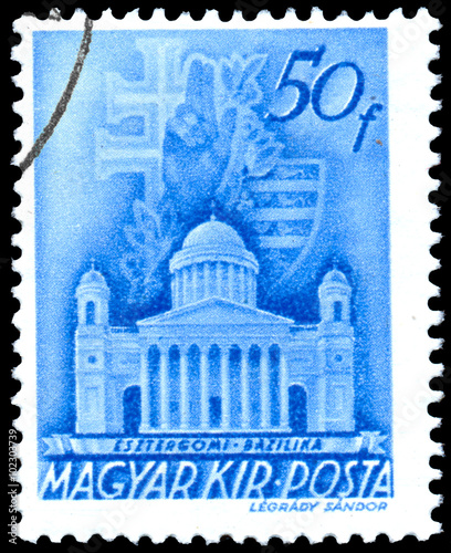 Obraz na płótnie Stamp printed in Hungary shows Esztergom Basilica w salonie