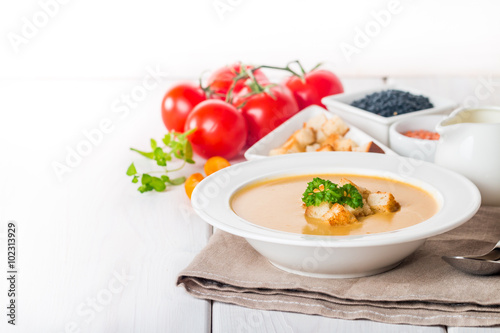 Vegetarian lentil cream soup