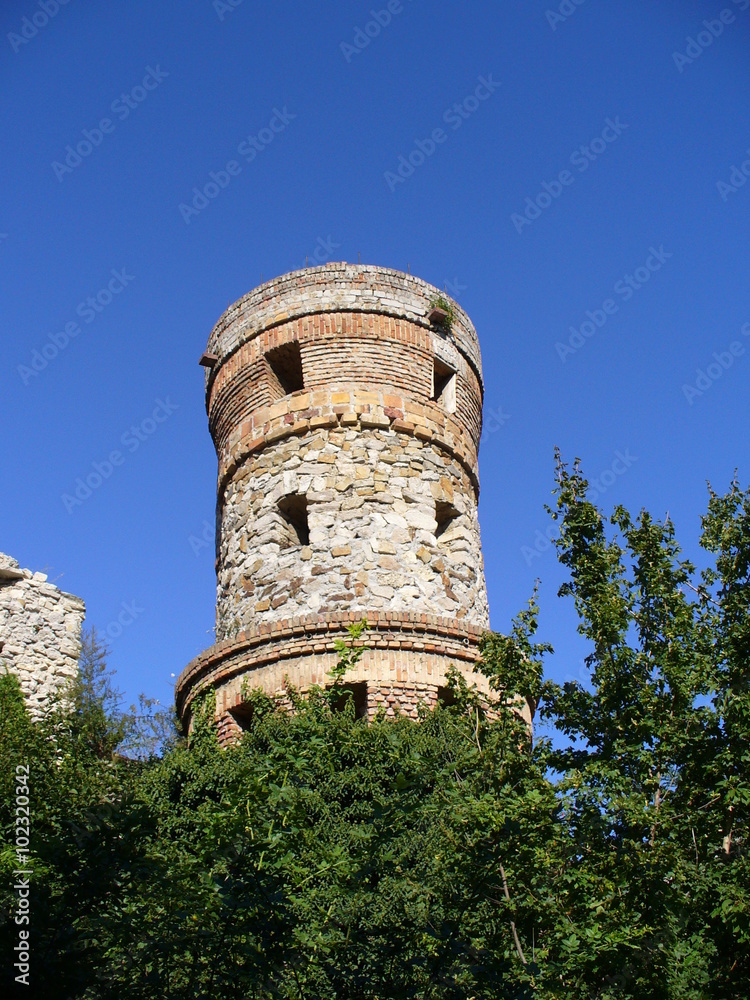 Taródi Castle