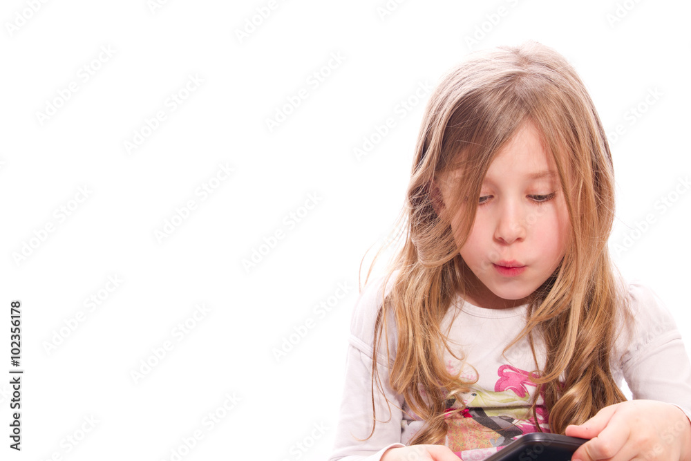 Kind spielt Tablet- PC Kind spielt Tablet- PC