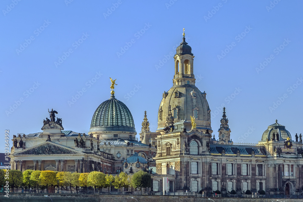 Academy of Fine Arts and Frauenkirche, Dresden