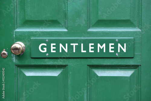 Gentlemen toilet sign on green door © Peter Cripps