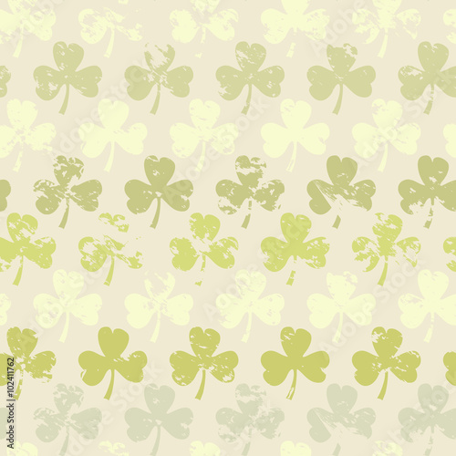 Grunge clover pattern. seamless leafs green clover pattern in flat style .Web.Saint Paticks Day