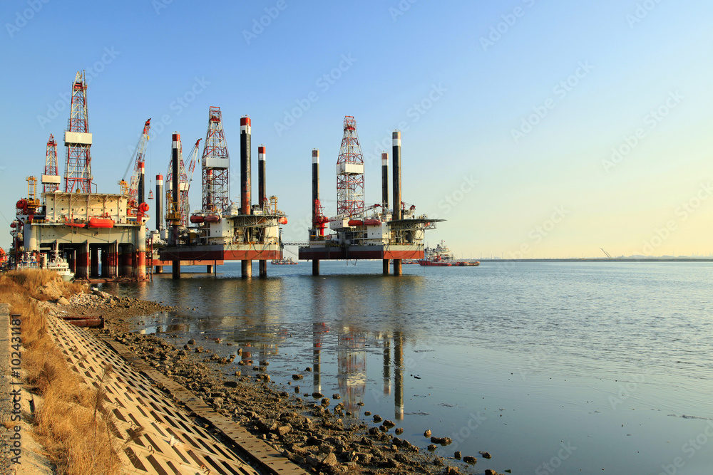 offshore oil rig