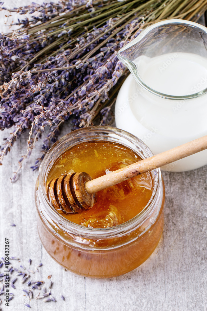 Honey, milk and lavender Honey, milk and lavender