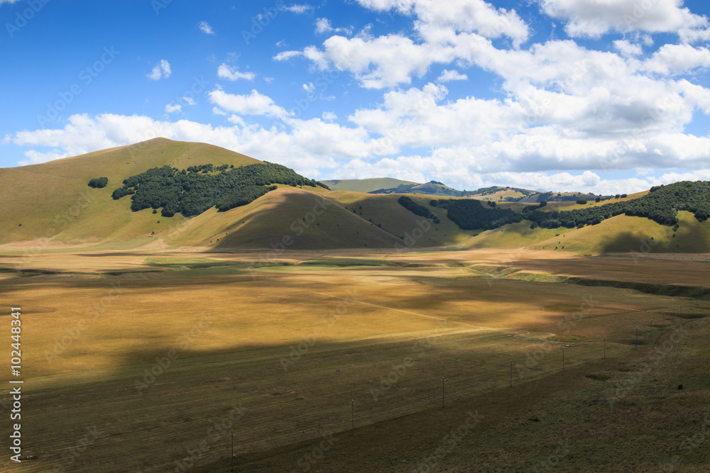piana di Castelluccio di Norcia - Monti Sibillini piana di Castelluccio di Norcia - Monti Sibillini