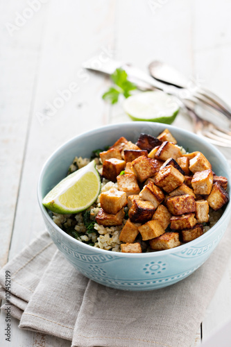 Fotografie Stir fried tofu in a bowl