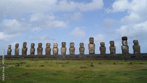 Tongariki photo
