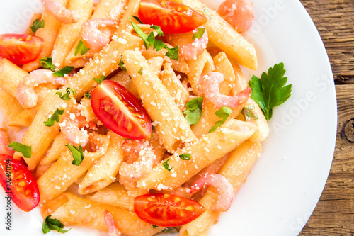 Shrimp pasta with tomato sauce