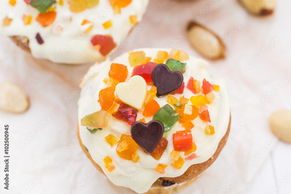 Obraz premium Valentine sweet madness Sweet muffins cream