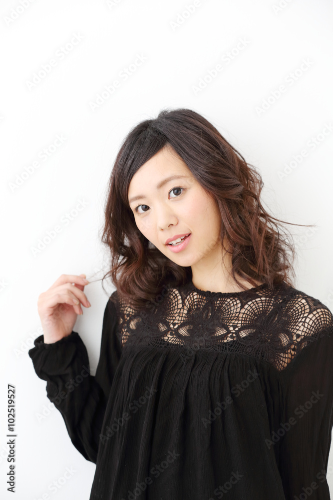若い女性・髪 若い女性・髪
