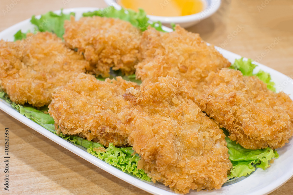 deep-fried shrimp cakes deep-fried shrimp cakes