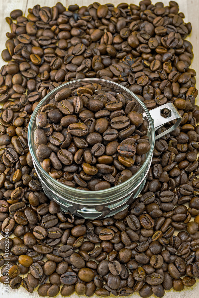 Fototapeta premium Cup with coffee beans
