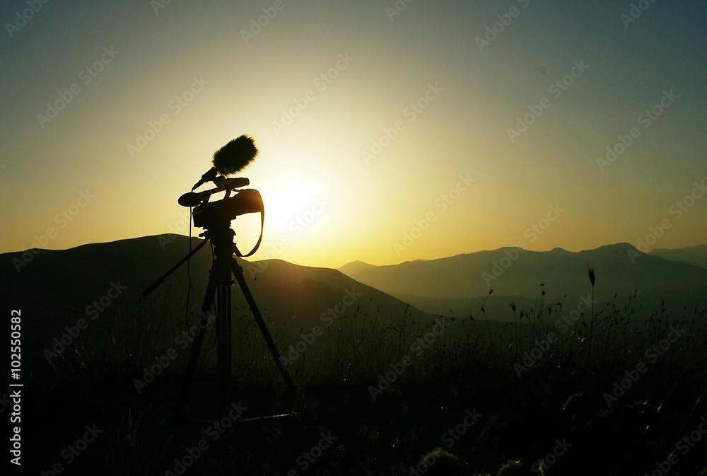 Fototapeta premium Filming in Nature / Sunset filming / Travel Camera