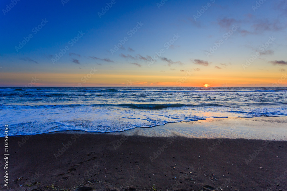 Oregon Beach Sunset in Lincoln City