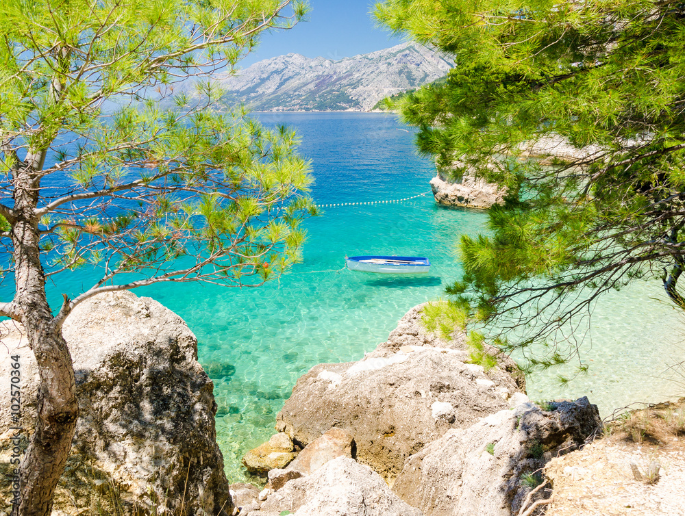 Fototapeta premium beautiful coast in Brela on Makarska Riviera, Dalmatia, Croatia
