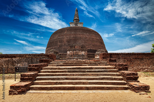 Rankot Vihara, Pollonaruwa, Sri Lanka photo