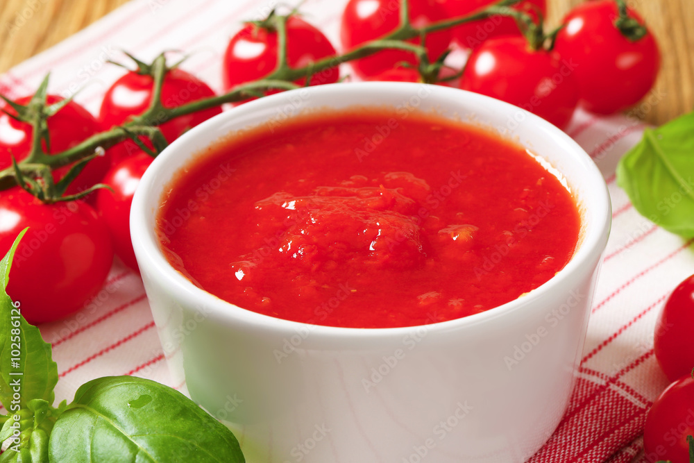 Tomato puree Tomato puree
