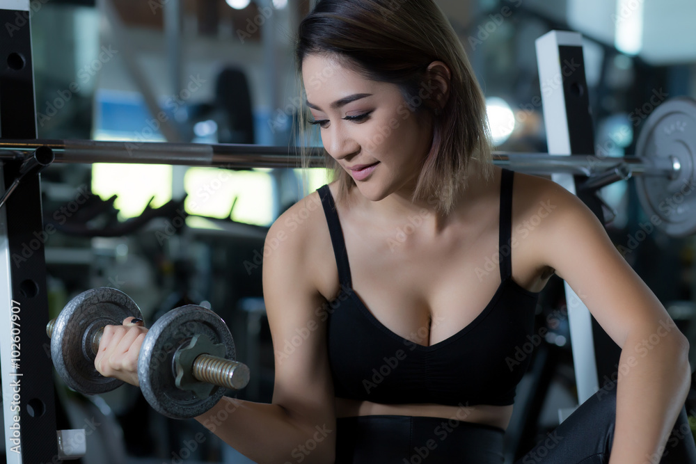 Obraz premium Pretty Woman Fitness