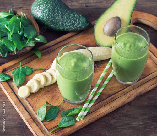 Avocado Smoothie, Made with Fresh Avocados, Spinach, Banana and Non Dairy Milk.