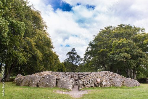 Clava cairn