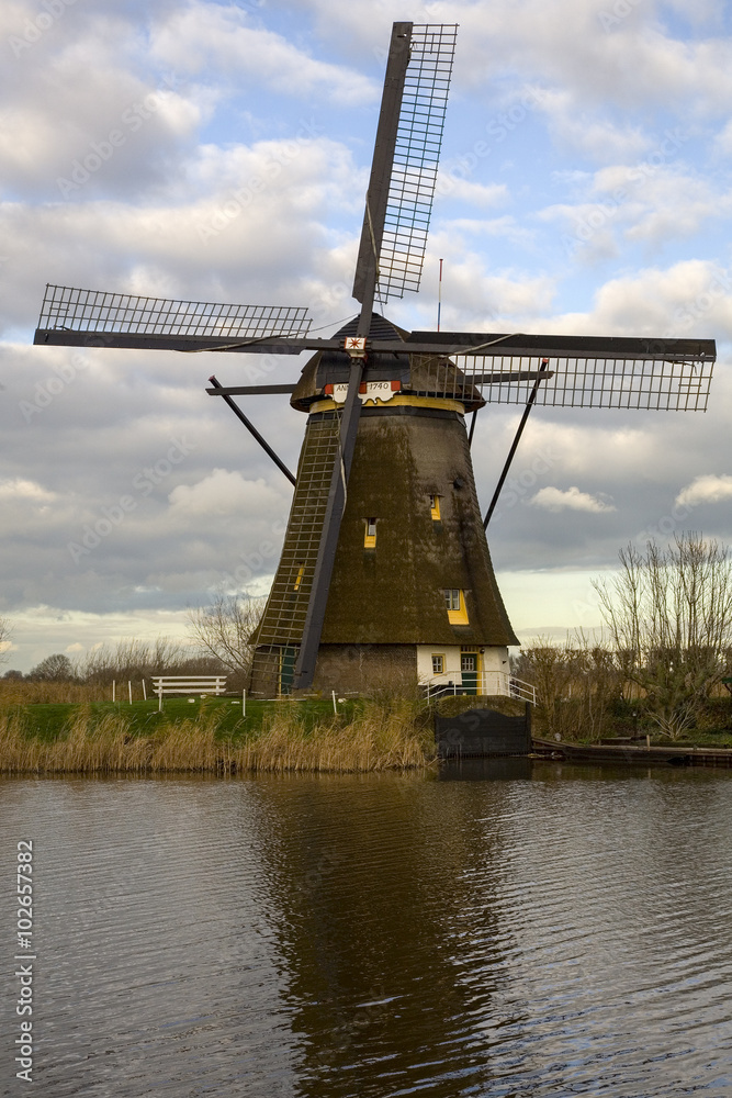 Dutch windmill, Unesco World Heritage Site Kinderdijk, South Holland, Netherlands