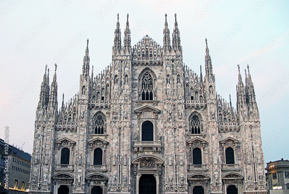 Fototapeta premium Facade of Milan Cathedral.