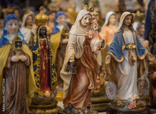 Holy figurines © Pav-Pro Photography 