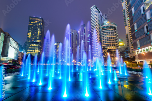 Canvas Print Kuala Lumpur Fountain and Cityscape